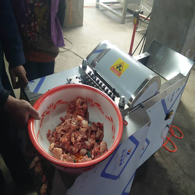 Máy cắt hạt thịt gà công nghiệp tự động của Trung Quốc Máy cắt hạt thịt đông lạnh
