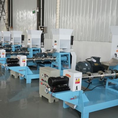 Máy đùn thức ăn cho cá nổi nhỏ với động cơ Diesel