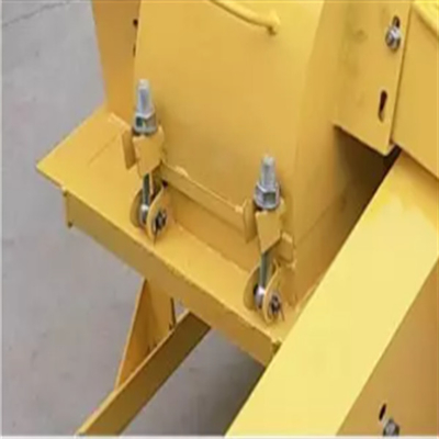 Máy nghiền mùn gỗ 600kg / H 11kw hoàn toàn tự động Máy nghiền Đĩa 400mm Dia