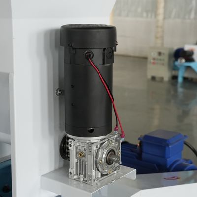 Thức ăn cho vật nuôi Gia cầm Máy làm thức ăn cho cá nổi tự động