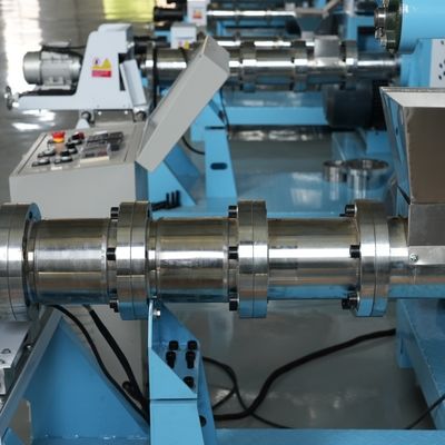 Máy ép viên thức ăn cho cá nổi 1mm Máy đùn thức ăn cho vật nuôi 320kg 380V