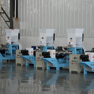 Máy cho cá nổi mini 1,5 * 1,1 * 0,8m Đóng gói 60 đến 700kg / H