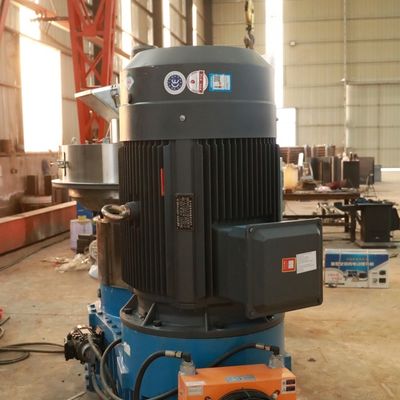 Thức ăn cho các nhà máy viên gỗ nhỏ Sử dụng tại nhà 600kg / H 400kg / H Thân thiện với môi trường
