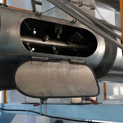 Dây chuyền sản xuất thức ăn cho thú cưng 2ton / H 115KW Pedigree Dog Food 20 × 1,2 × 2,2mm