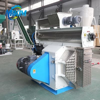 Động vật gia cầm Máy chế biến thức ăn cho cá Máy làm viên gỗ